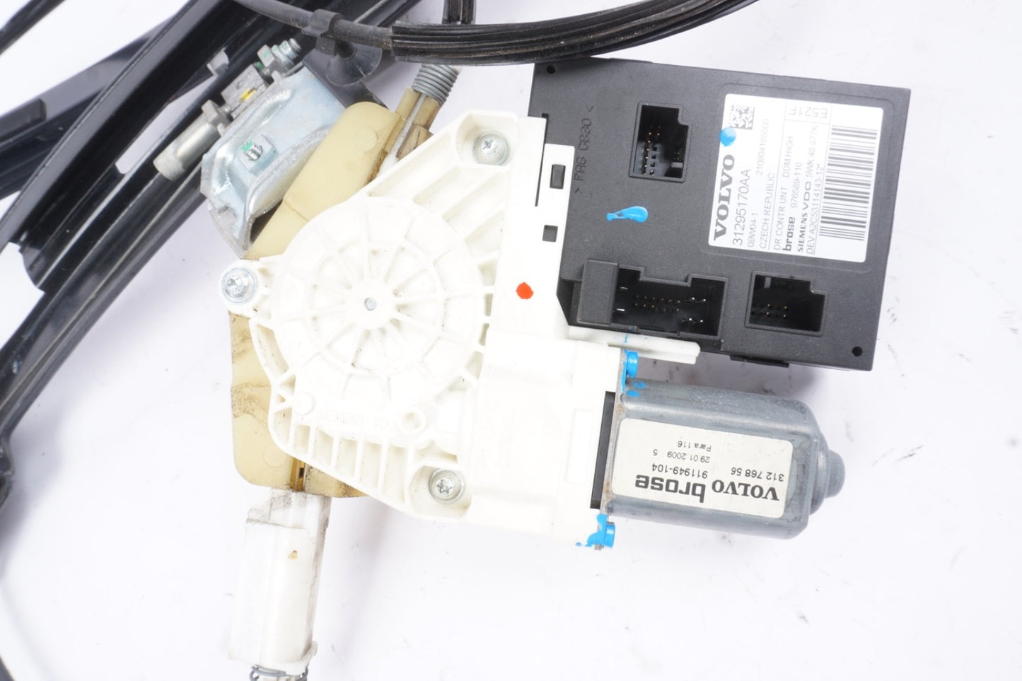 06-13 Volvo C70 T5 Convertible 2.5 Driver Left Door Window Regulator w/ Motor