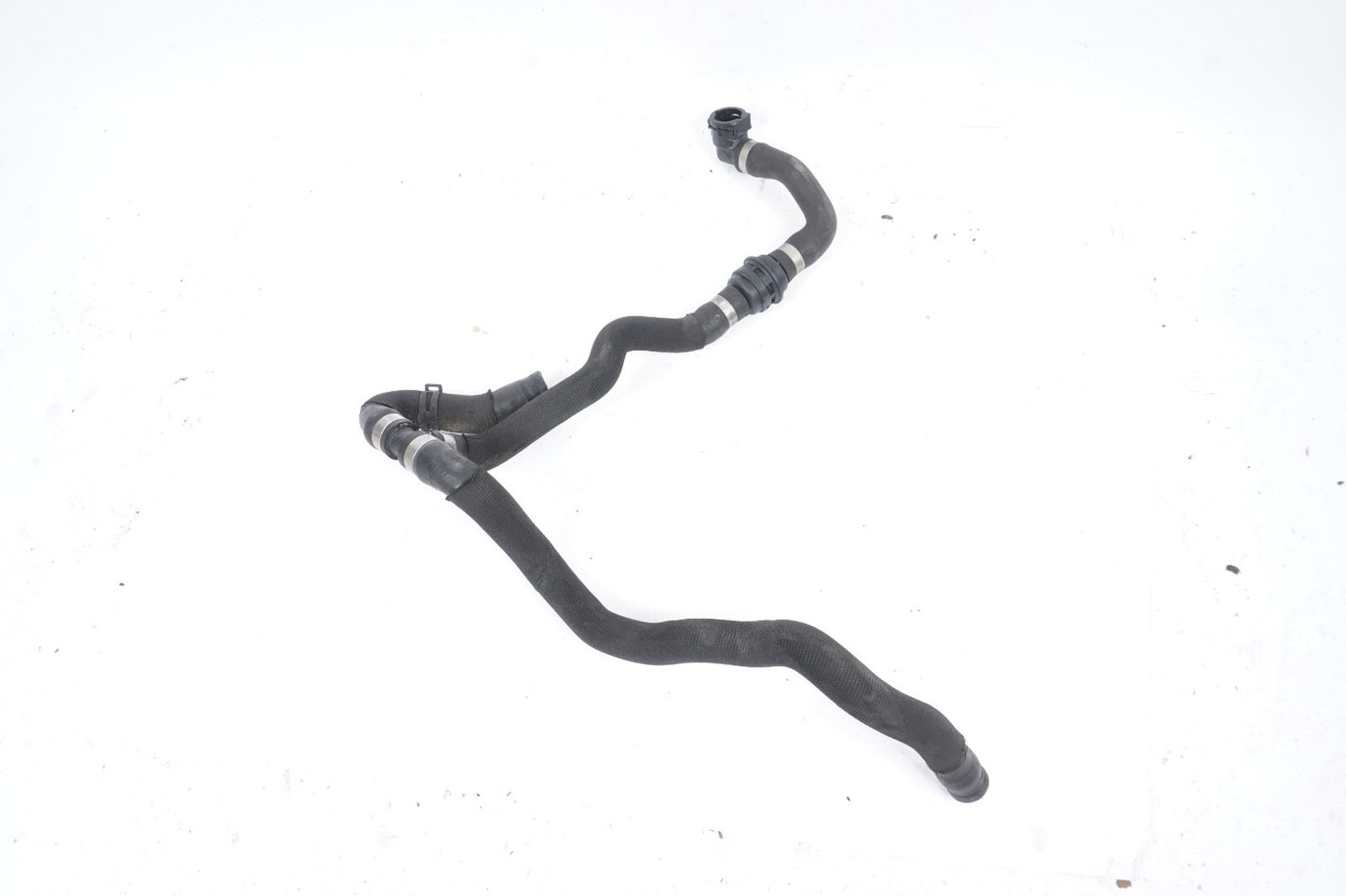 13 - 18 BMW 650i Coolant Hose Line Pipe 8374975 OEM
