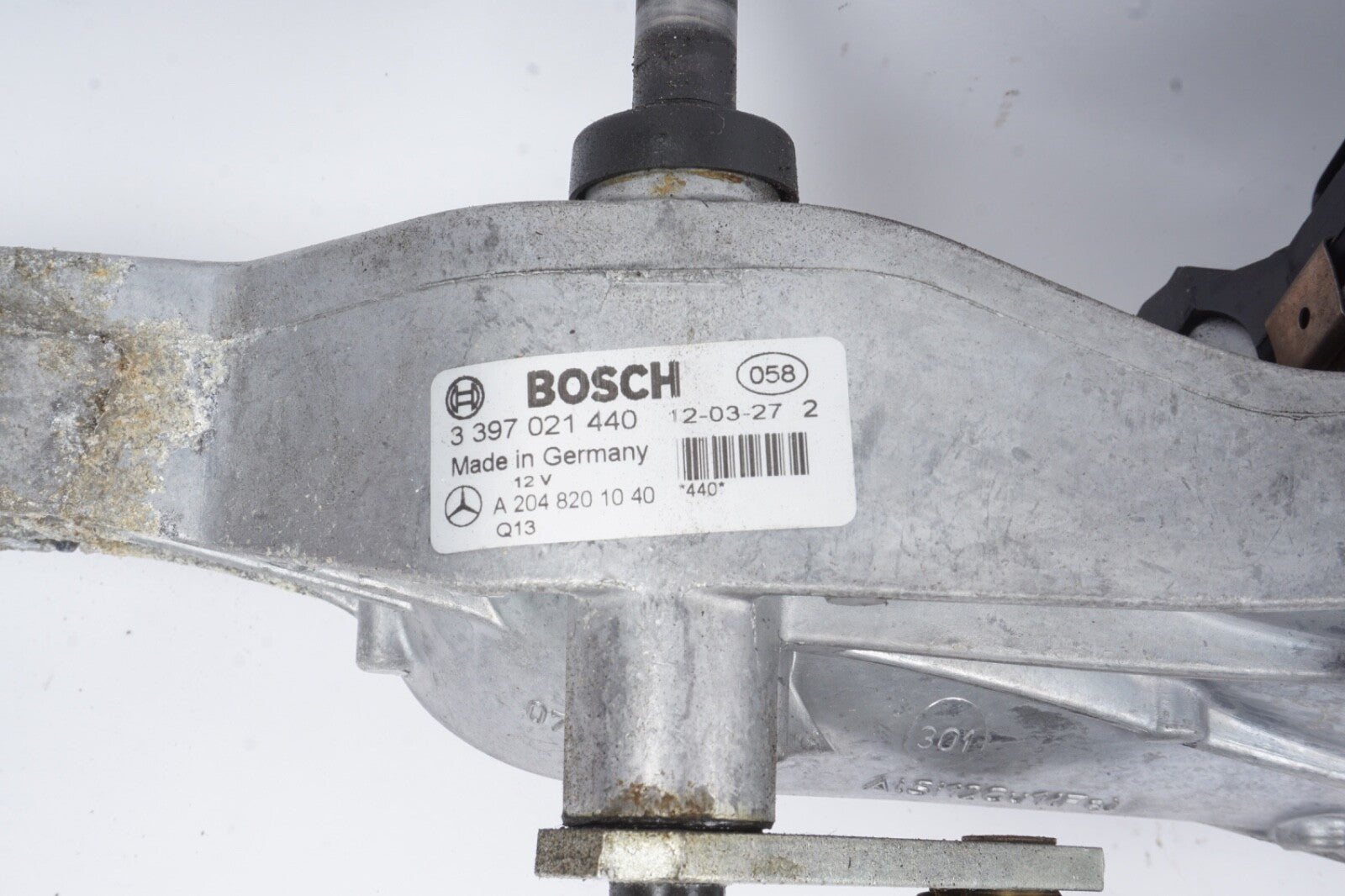 10-15 Mercedes C250 C300 E350 Windshield Wiper Motor Linkage Assembly