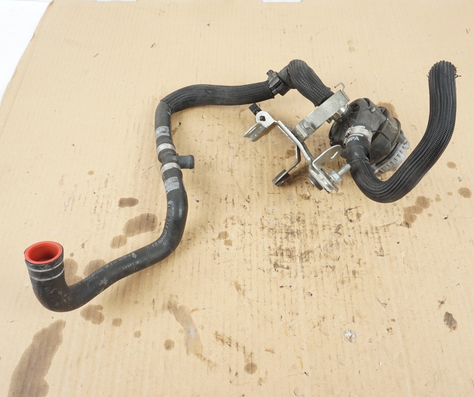 14-17 MASERATI QUATTROPORTE ENGINE WATER PUMP W/ HOSE OEM
