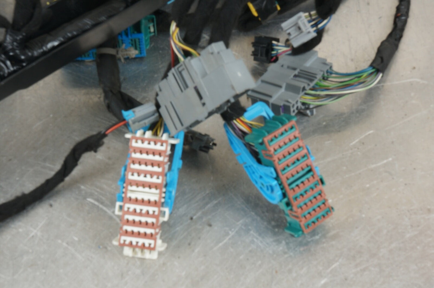 Genuine GM Instrument Panel Wiring Harness 84180368