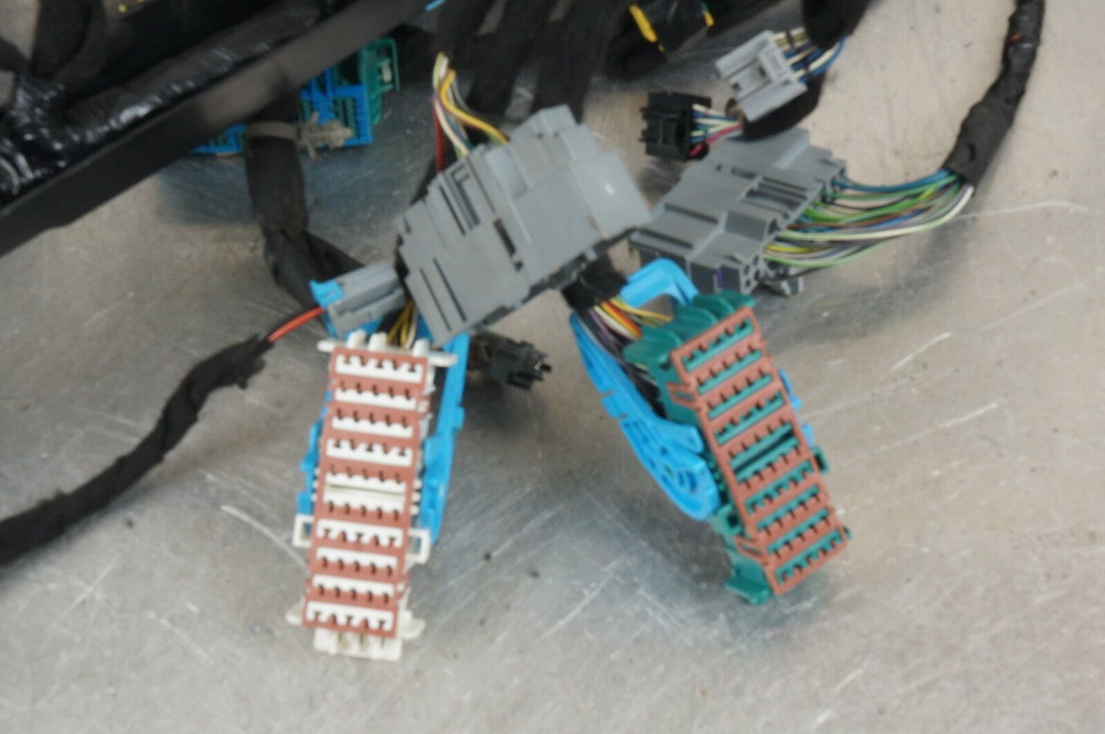 Genuine GM Instrument Panel Wiring Harness 84180368