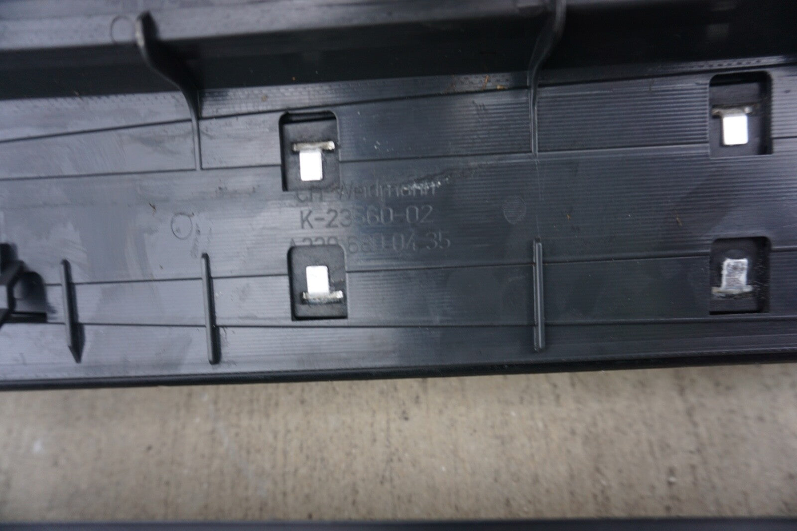 03-12 Mercedes R230 SL500 SL550 SL600 Door Step Sill Left and Right Set OEM