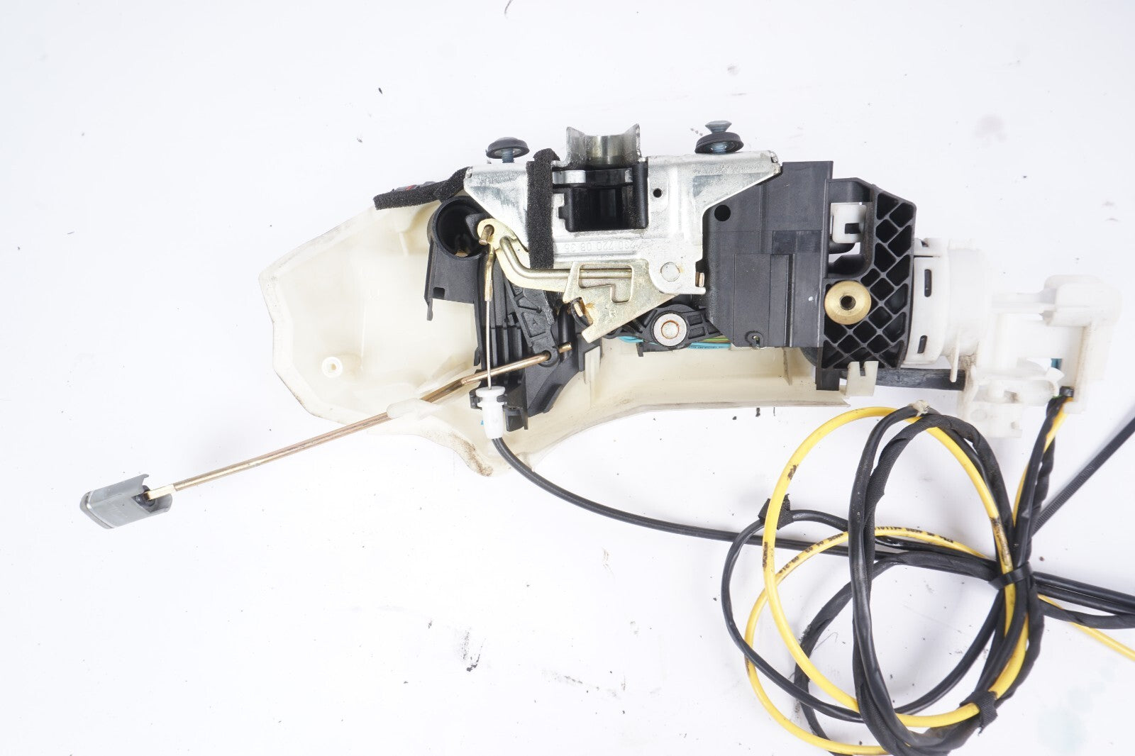 03-12 Mercedes R230 SL550 SL55 Right Door Lock Latch Actuator Keyless Go OEM