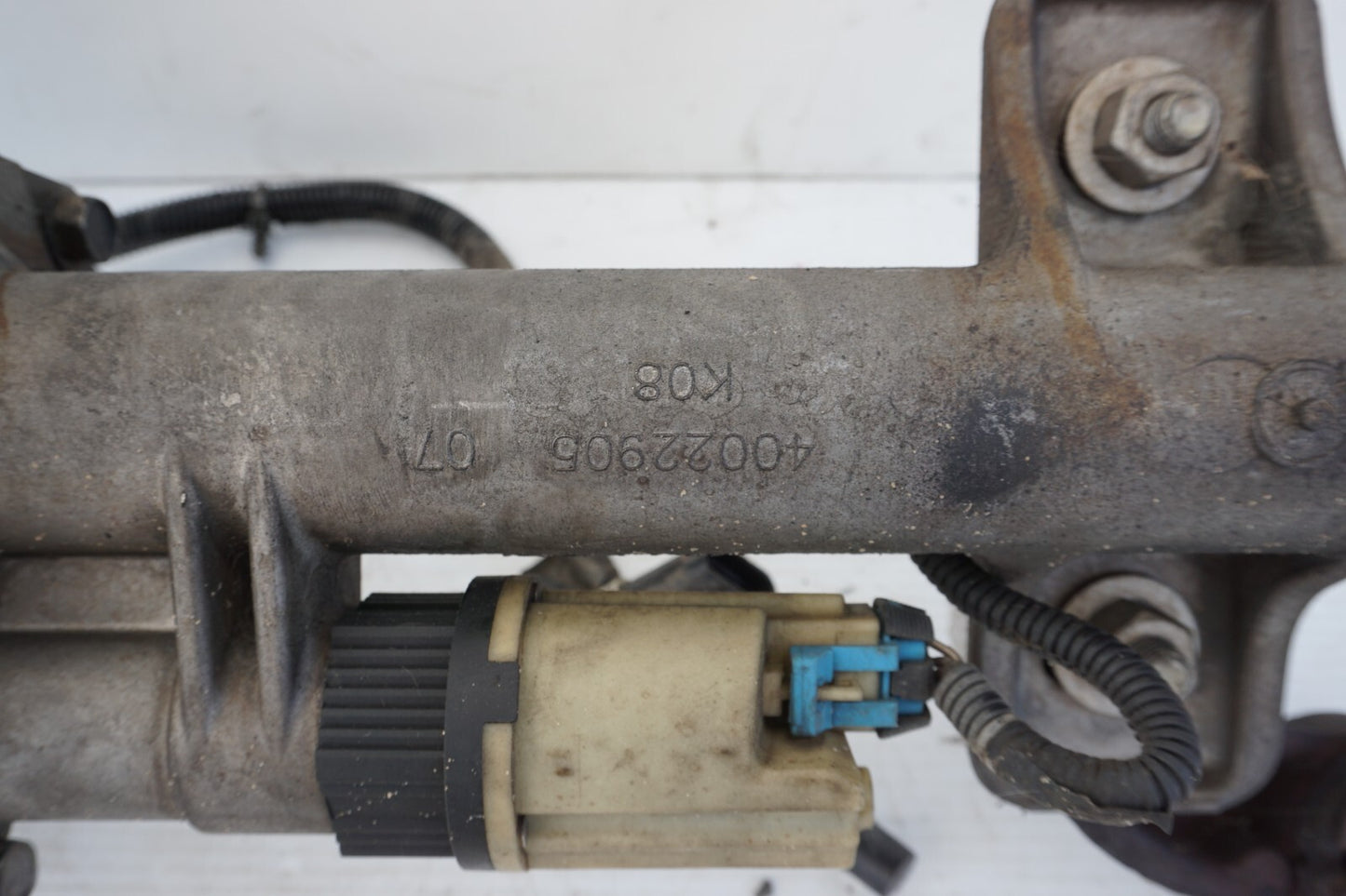 2008-2013 Chevy Silverado 1500 Front Axle Differential Carrier Assembly OEM