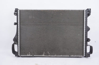 2010 - 2013 Mercedes-Benz S550 Engine Cooling Radiator 2215003203 OEM