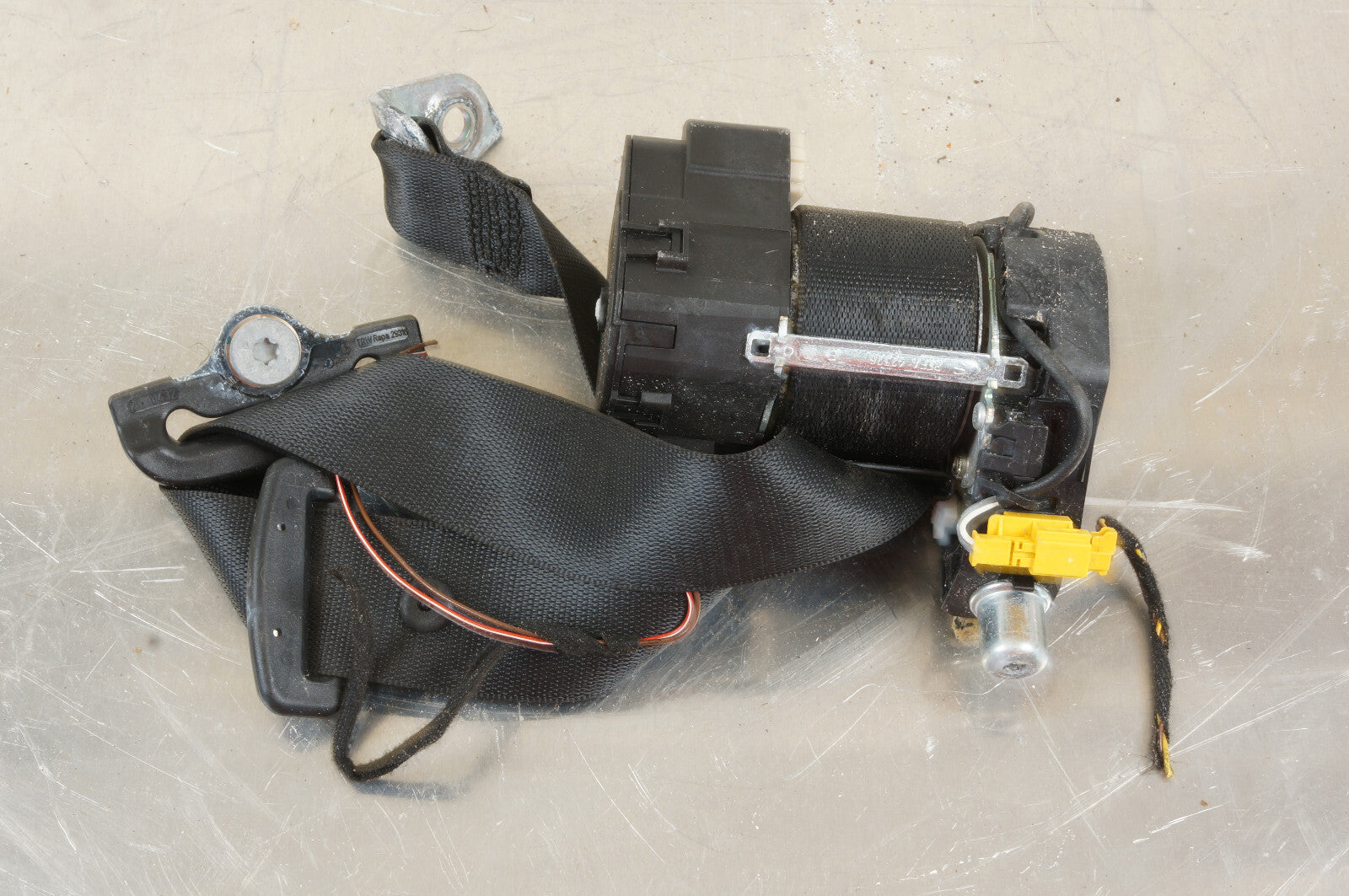 07-09 MERCEDES S550 W221 REAR RIGHT PASSENGER SIDE SEAT BELT RETRACTOR  OEM