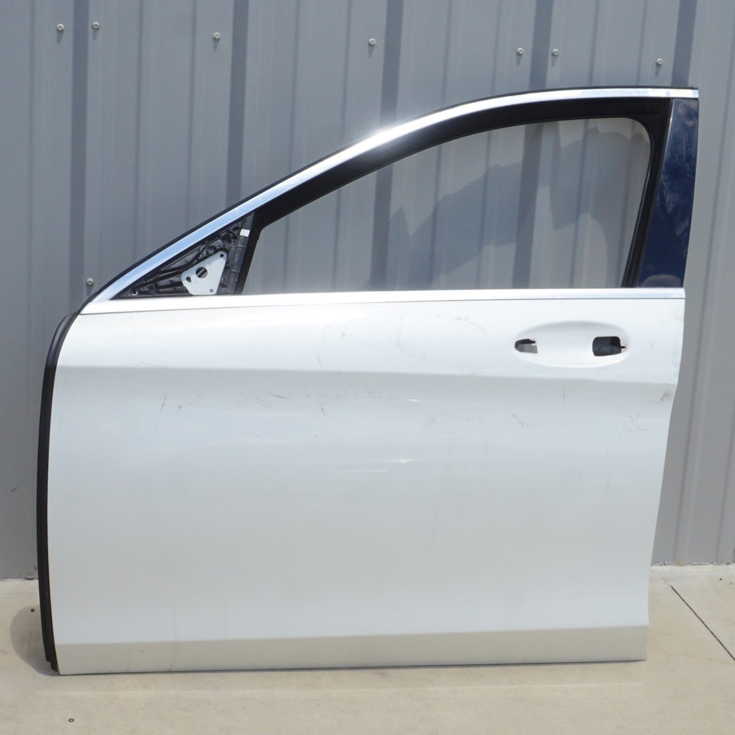 2014 - 2020 Mercedes W222 S600 S550 S550e S560 Front Left Driver Door Shell OEM