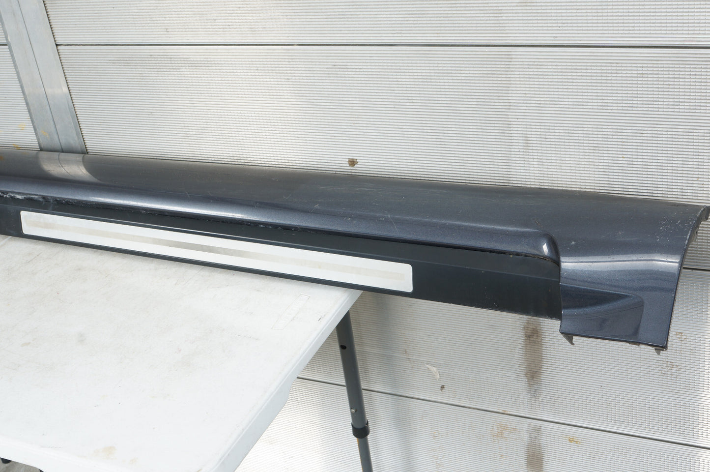 2004 - 2010 AUDI D3 A8L LEFT DRIVER SIDE ROCKER PANEL SKIRT MOLDING OEM