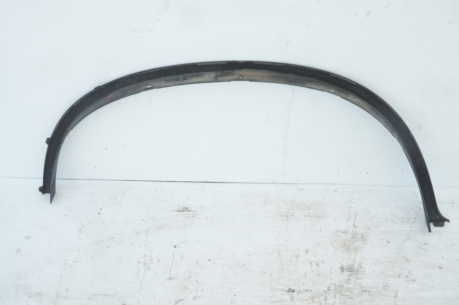 2008 - 2013 BMW X6 REAR LEFT DRIVER SIDE FENDER FLARE ARCH MOLDING COVER OEM