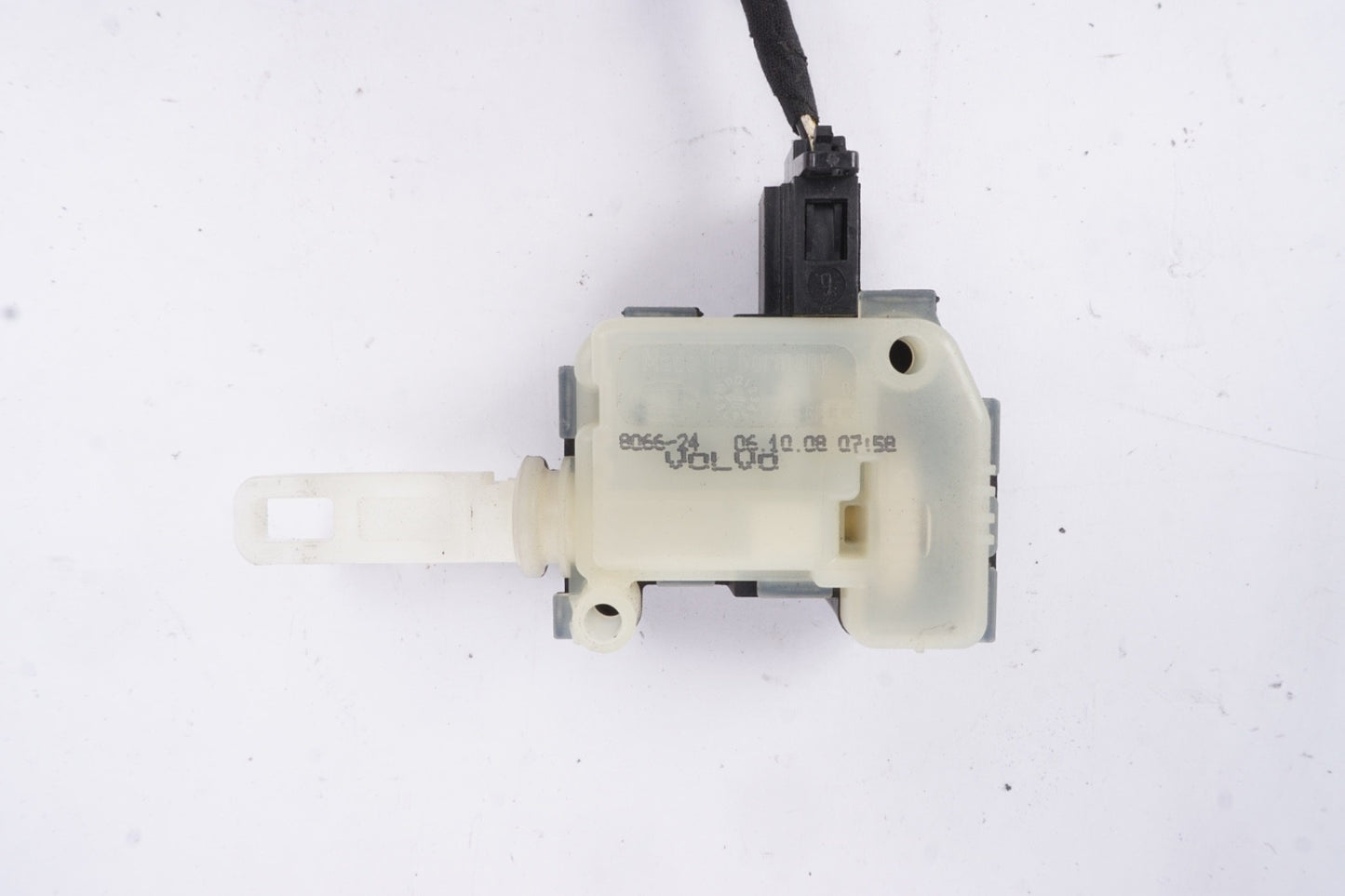2006 - 2013 VOLVO C70 GAS FUEL DOOR LOCK MOTOR