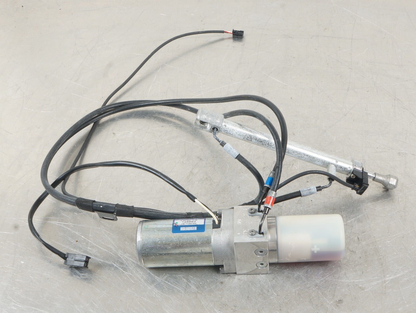 07-13 MERCEDES BENZ S550 W221 REAR TRUNK HYDRAULIC PULL DOWN CLOSE PUMP OEM