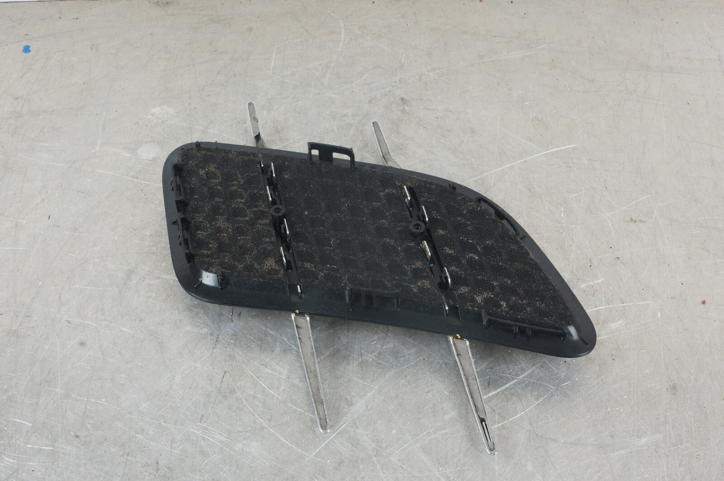 13-18 Mercedes R231 SL550 SL400 SL63 Left Driver Hood Grill Grille OEM