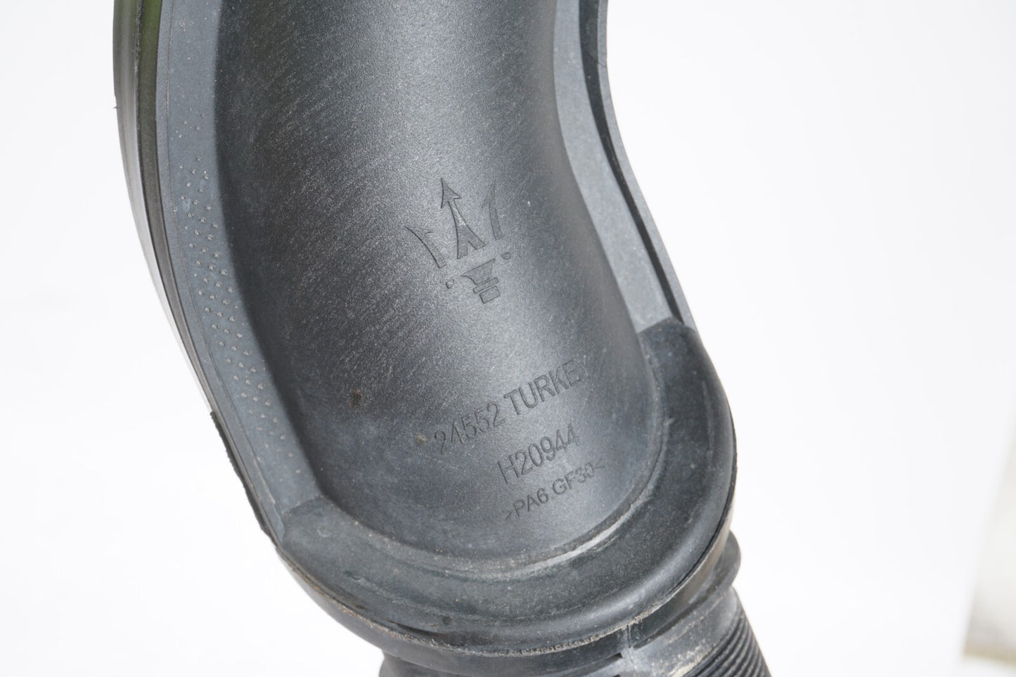 2014 - 2020 MASERATI GHIBLI Air Intake duct tube Duct Hose