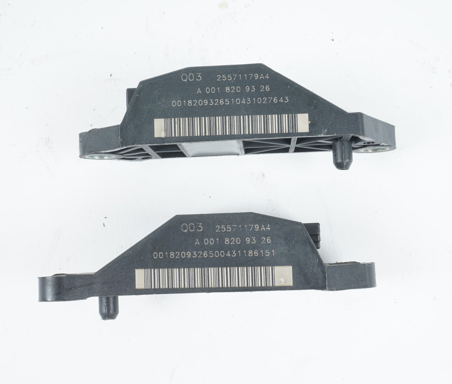 03 - 08 Mercedes R230 SL500 SL600 Sensors A0018209326 SET OF 2 OEM