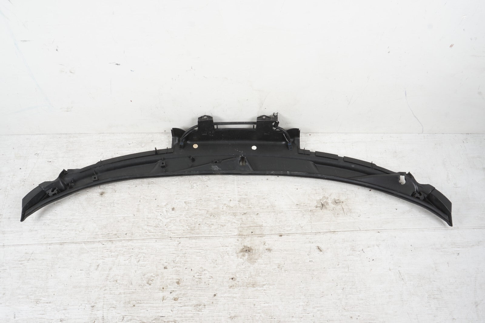 2000-2004 Porsche Boxster 986 Windshield Wiper Cowl Grille 99657206306 OEM