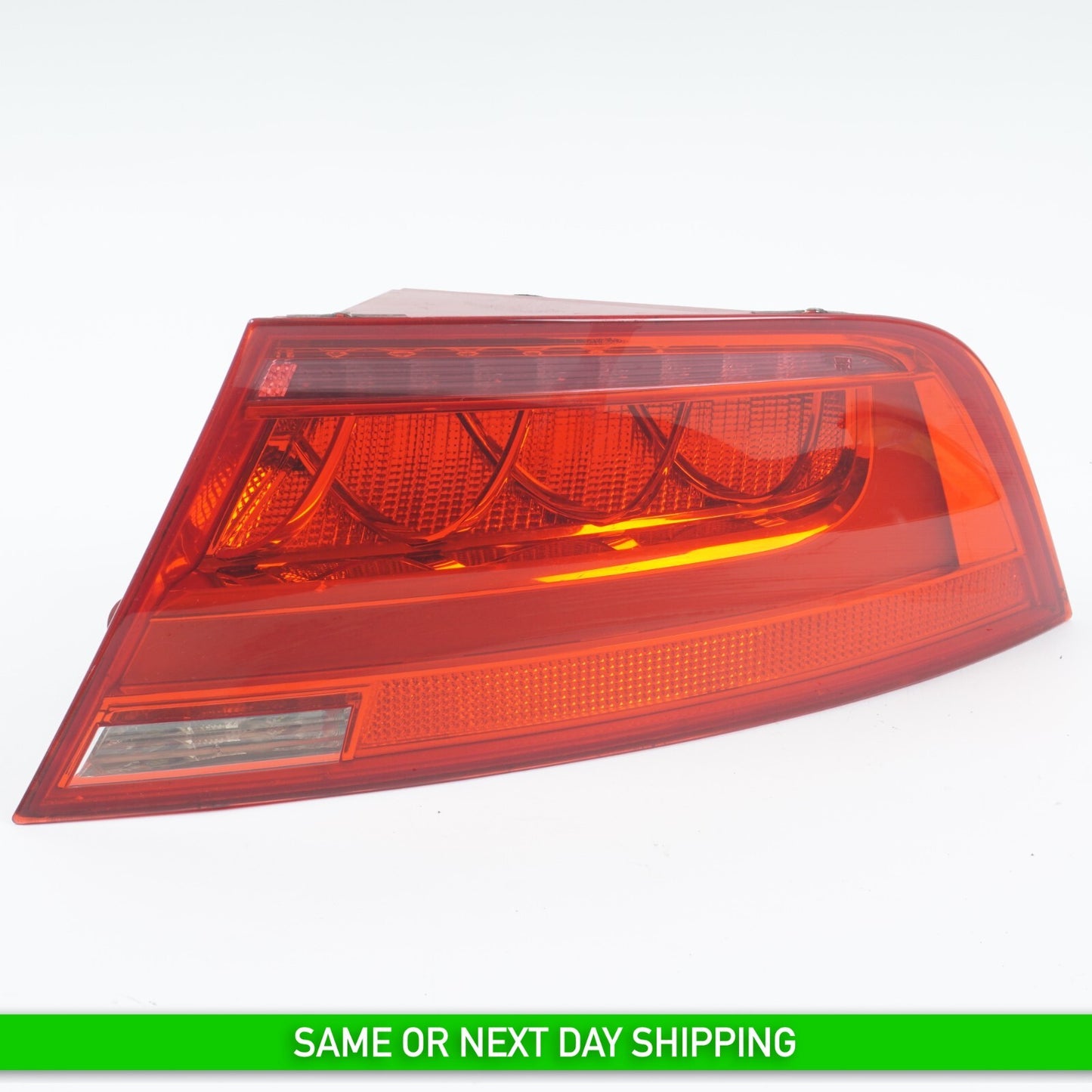 2012-2015 AUDI A7 S7 REAR RIGHT PASSENGER SIDE OUTER TAIL LIGHT LIGHT LAMP OEM