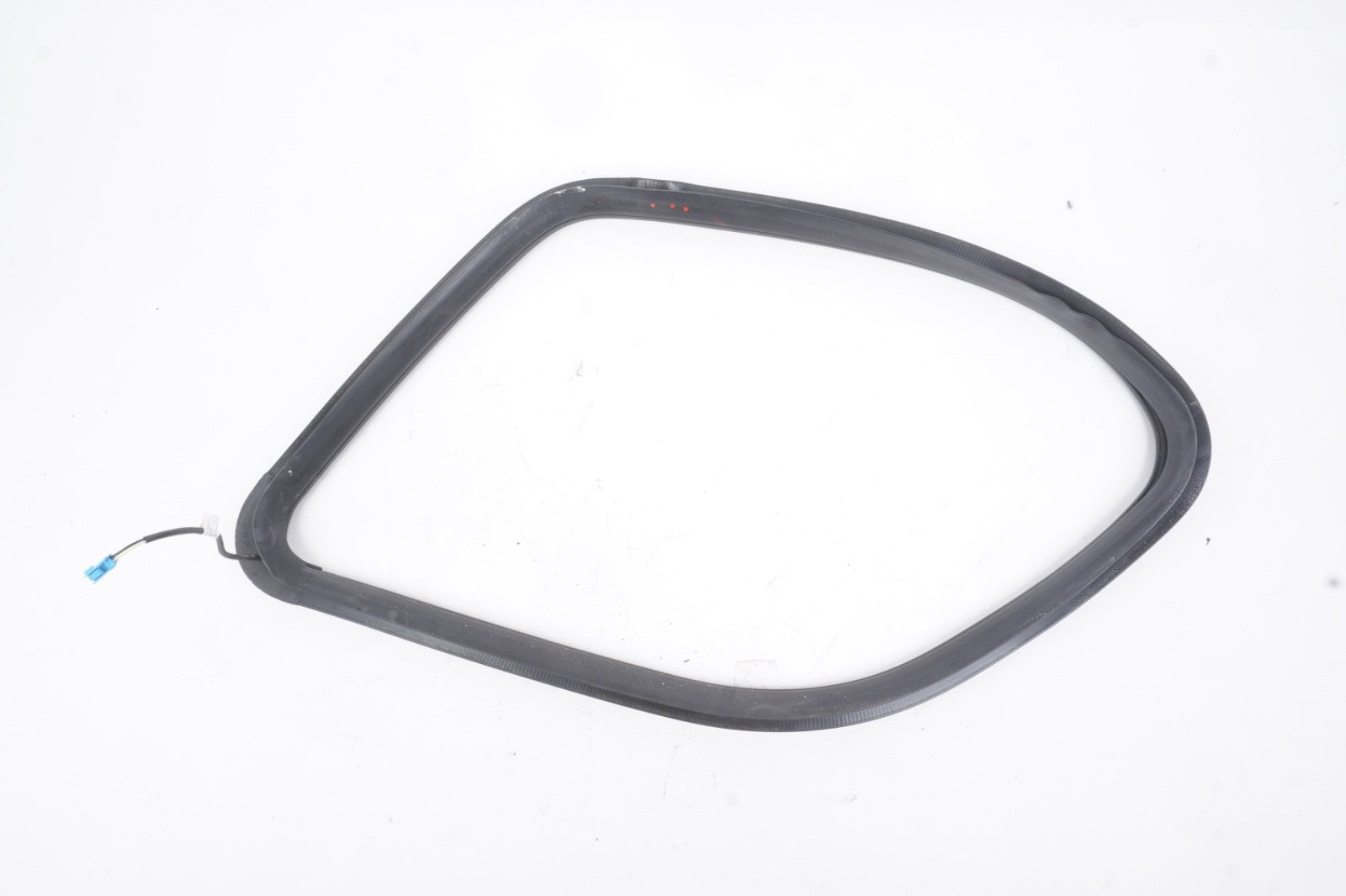 2013 - 2016 Mercedes GL450 X166 Rear Left Quarter Glass Weatherstrip Seal OEM