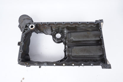 2011-2018 PORSCHE CAYENNE S 4.8L UPPER ENGINE OIL PAN OEM