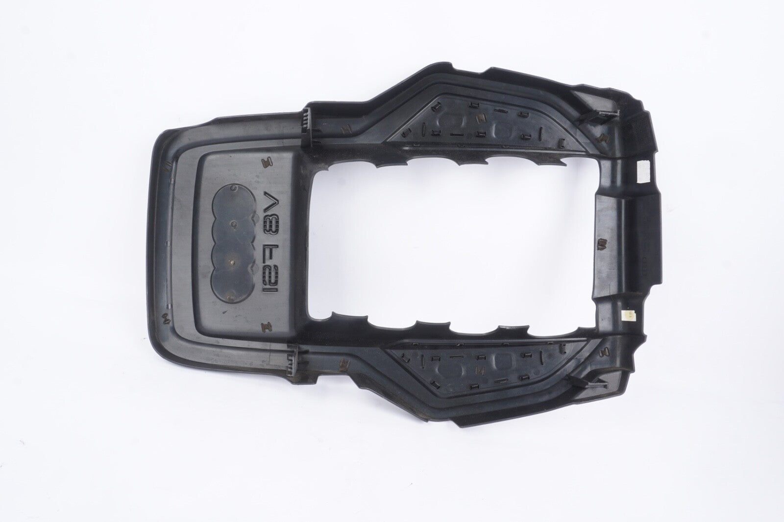 2011 - 2012 AUDI A8 D4 4.2L V8 FSI ENGINE COVER 079103925P OEM