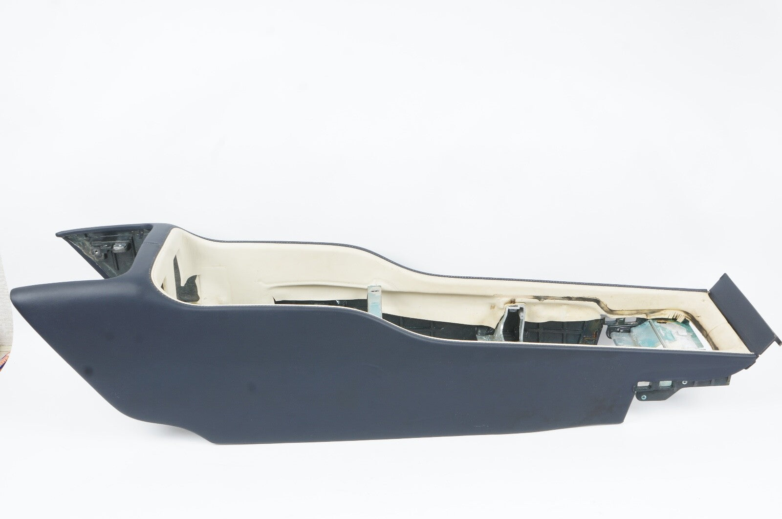 2010 - 2020 Bentley Mulsanne Front Center Console Frame Support