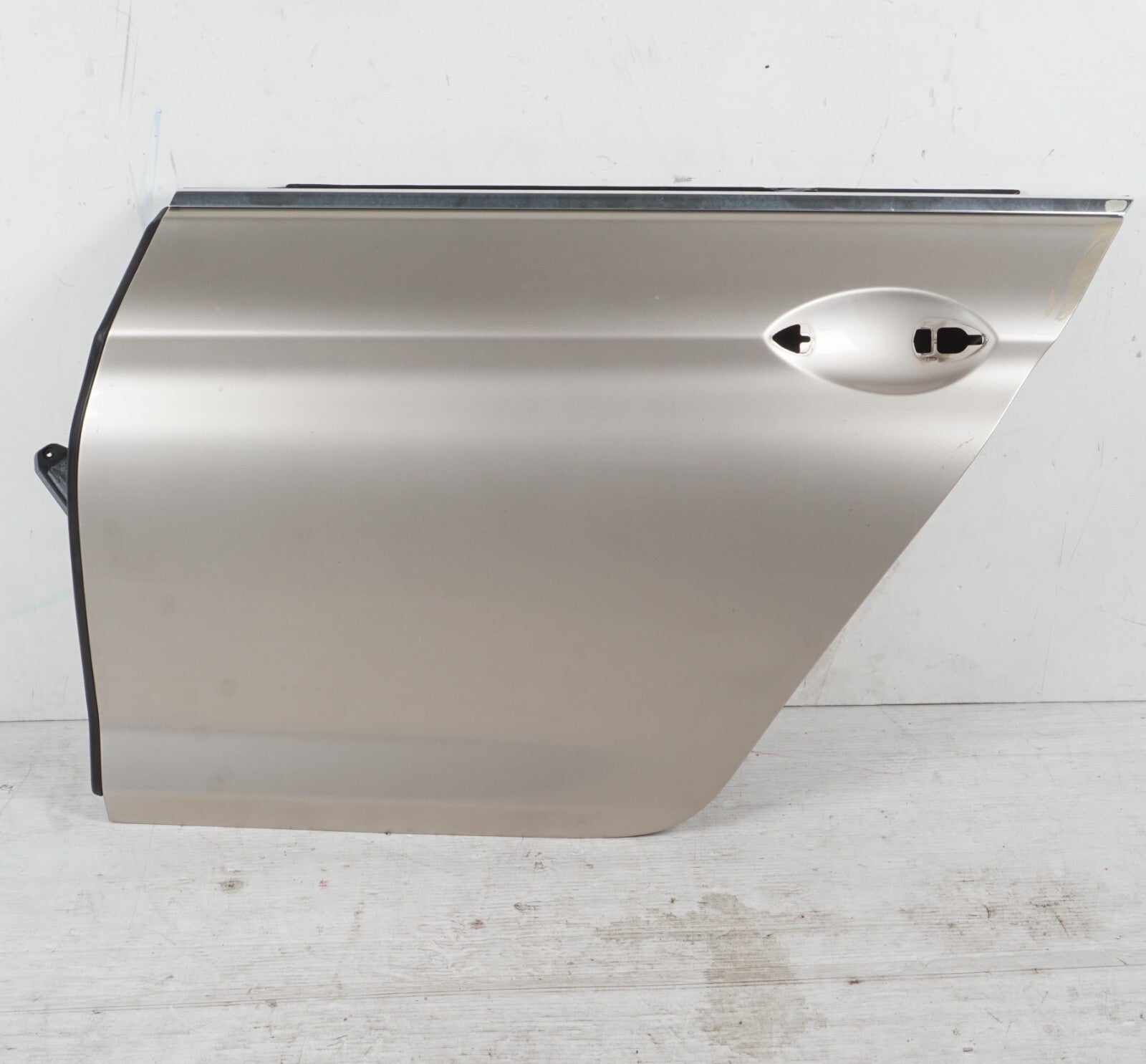 13-18 BMW 650i 640i Grand Coupe Rear Left Driver Side Door Shell OEM