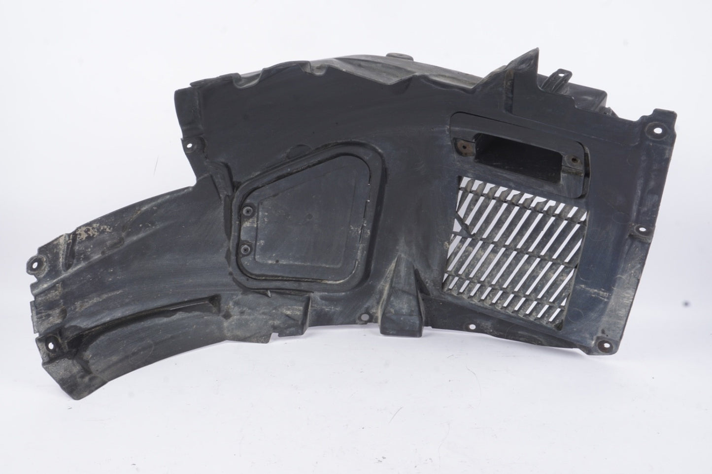 2012-18 BMW 650i 640i F13 FRONT LEFT SIDE FORWARD FENDER LINER SPLASH SHIELD OEM
