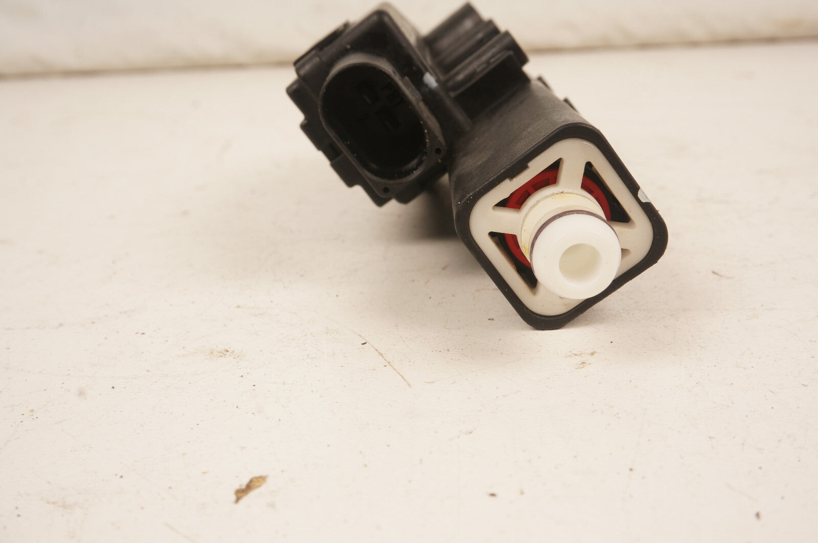 2004-2008 AUDI A8 D3 FRONT LEFT HEADLIGHT WASHER SPRAYER JET 4E0955965A  OEM