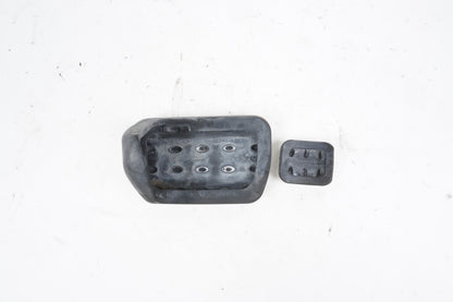 08-18 OEM Mercedes W204 C300 E350 E63 AMG Brake Pedal Accelerator Set Of 2