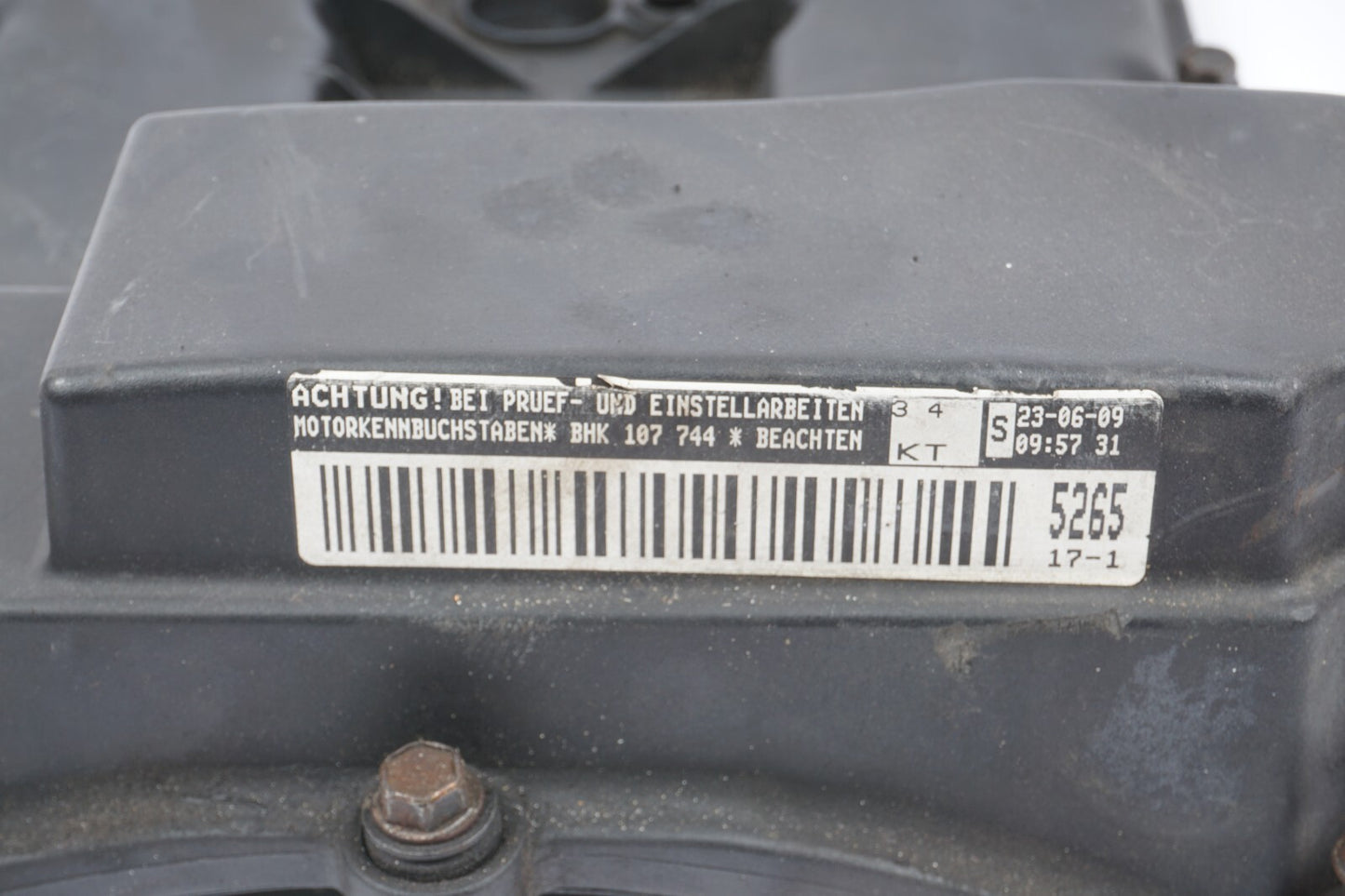 2007 - 2010 Audi Q7 Volkswagen Touareg 3.6L Valve Cover Engine Motor OEM