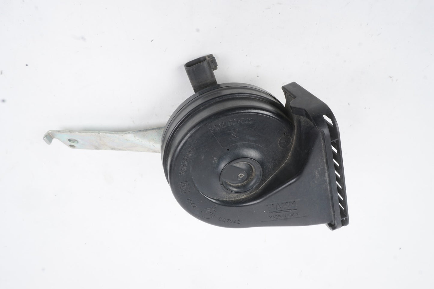 2015-2023 Jeep Renegade Horn Signal Right OEM