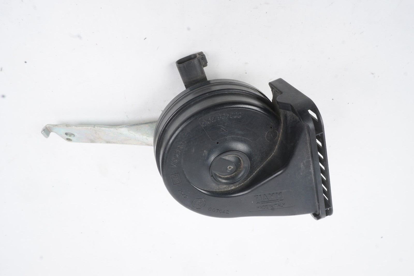 2015-2023 Jeep Renegade Horn Signal Right OEM