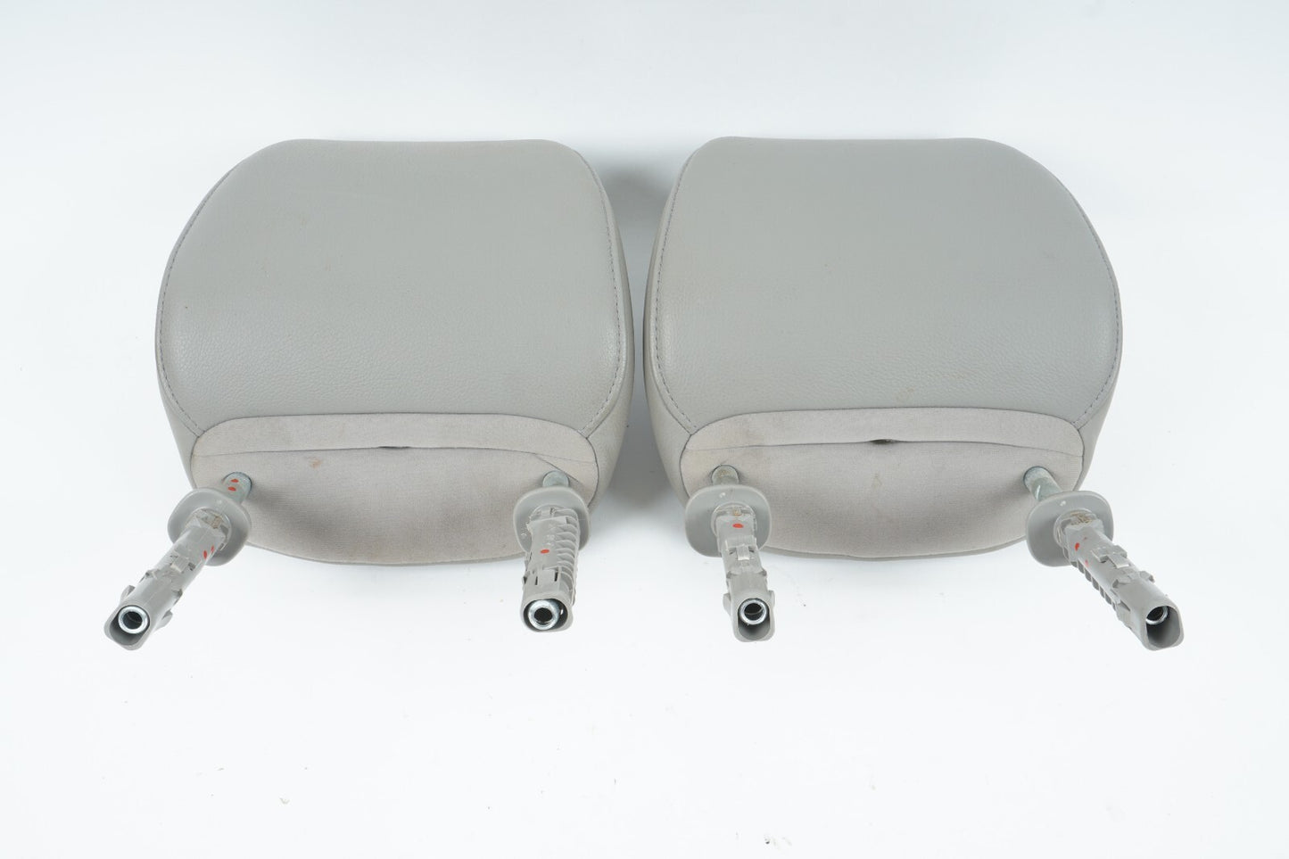 11-17 HONDA ODYSSEY FRONT SEAT HEADREST LEFT & RIGHT OEM