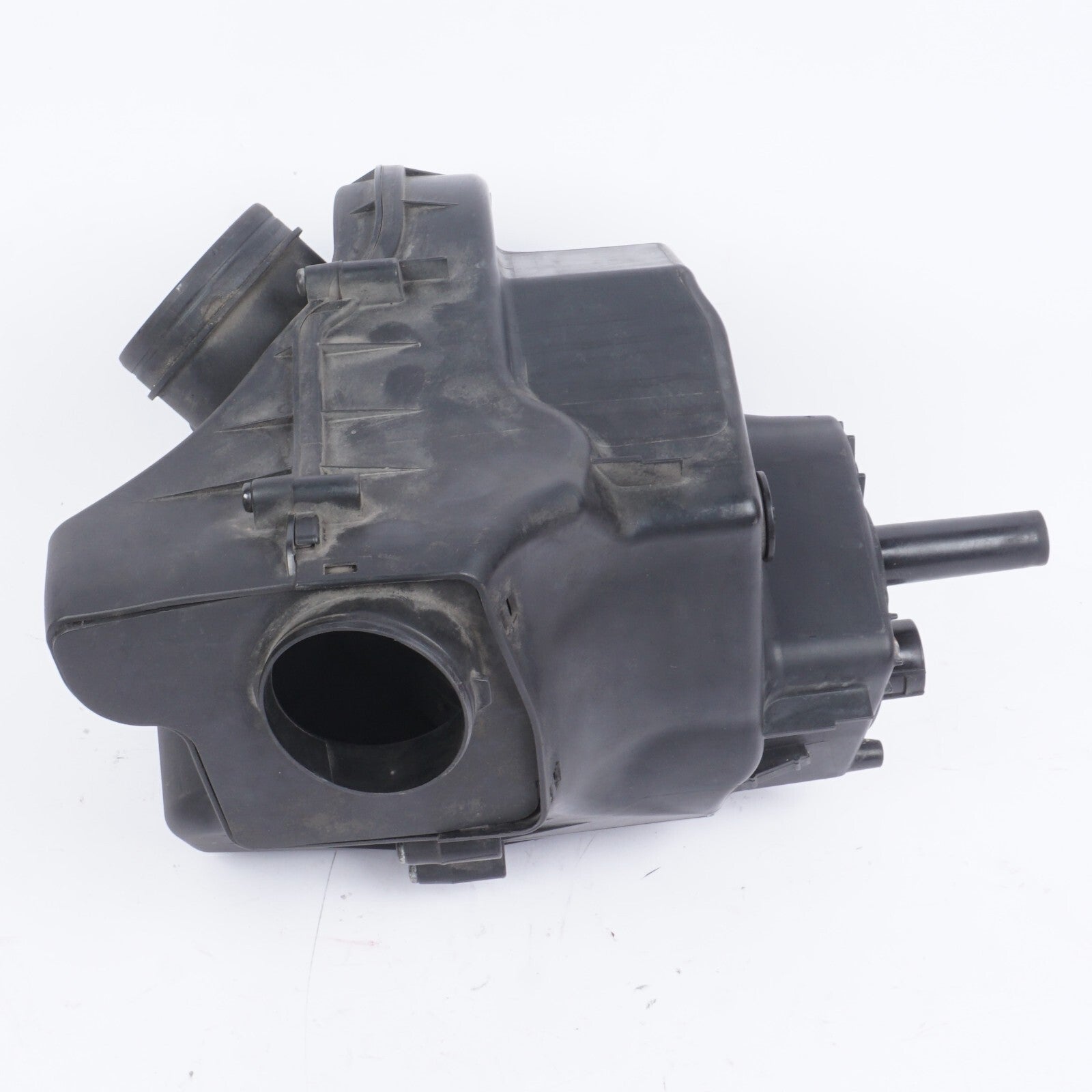 2011 - 2018 Audi A8L A8 3.0l Right Air Cleaner Filter Box Passenger Side OEM
