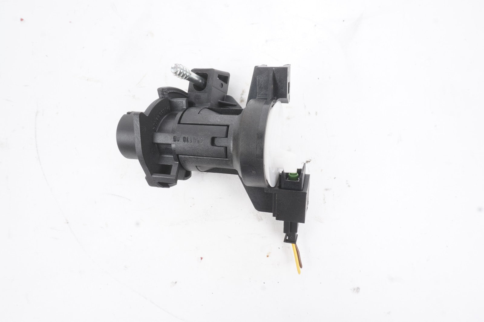 08-14 Mercedes-Benz C300 Trunk Lid Lock Cylinder Mechanisms A2047500261  OEM