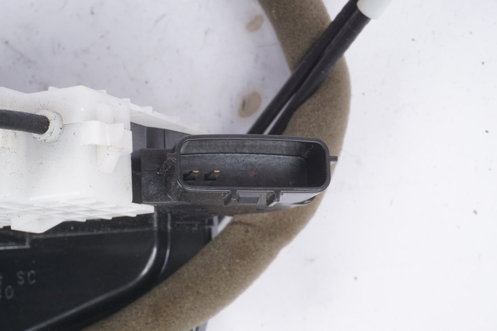 2017 - 2024 NISSAN TITAN REAR RIGHT SIDE DOOR LATCH LOCK ACTUATOR OEM