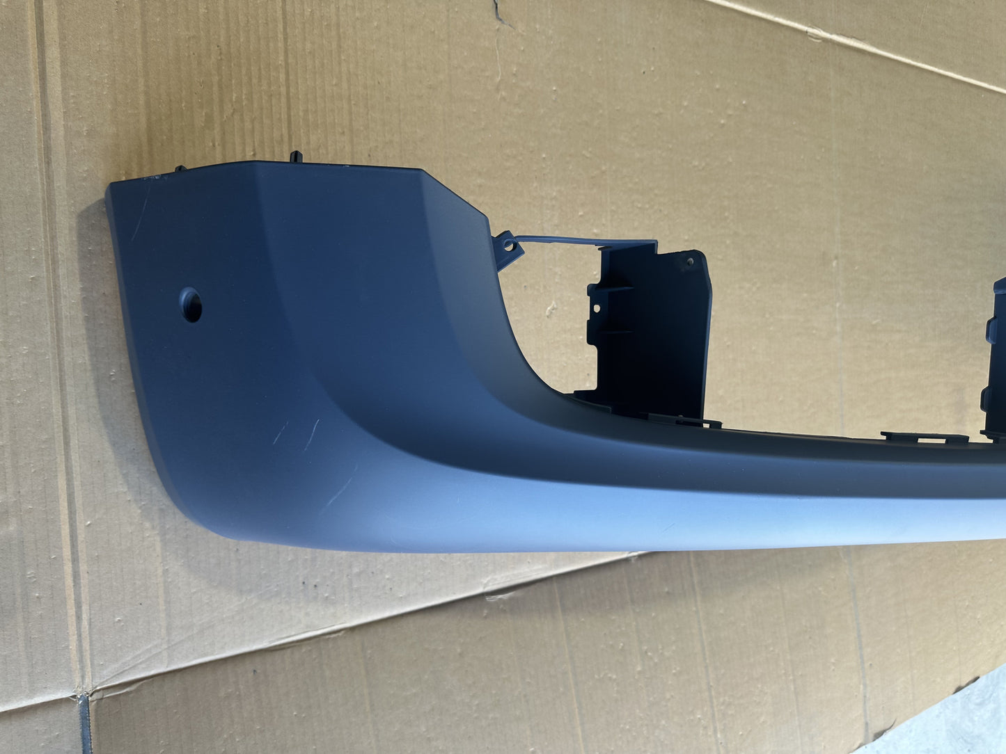 2011 - 2016 FRONT BUMPER FOR BENTLEY MULSANNE  3Y0807821P