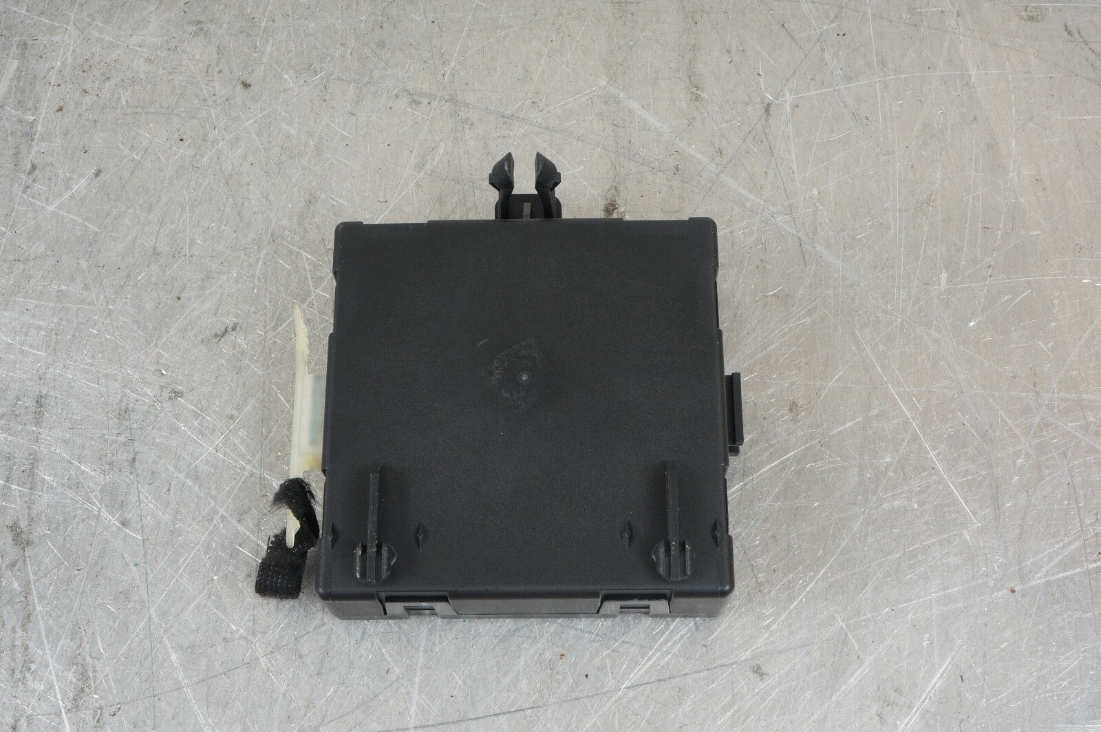 08-18 Mercedes X204 GLK350 C300 E350 Front Right Side Door Control Module