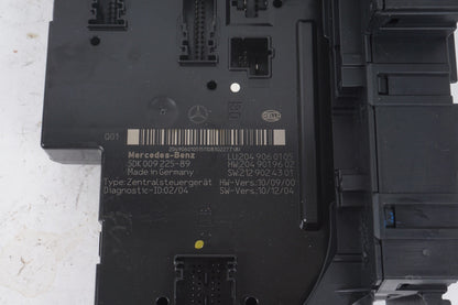 10-14 Mercedes W204 C350 C300 C250 Rear Fuse Relay Box 2049060105 OEM