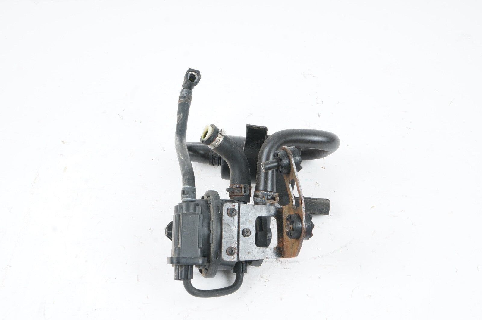 2010 - 2020 Bentley Mulsanne EVAP VALVE