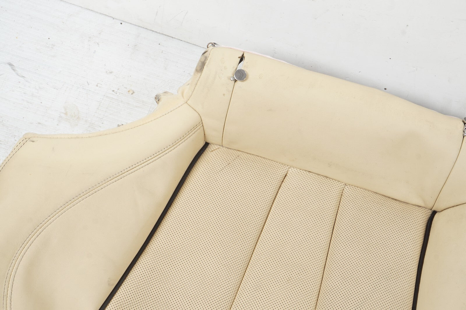 13 - 18 BMW 650i 640i Grand Coupe F06 Rear Seat Cushion Cover  OEM