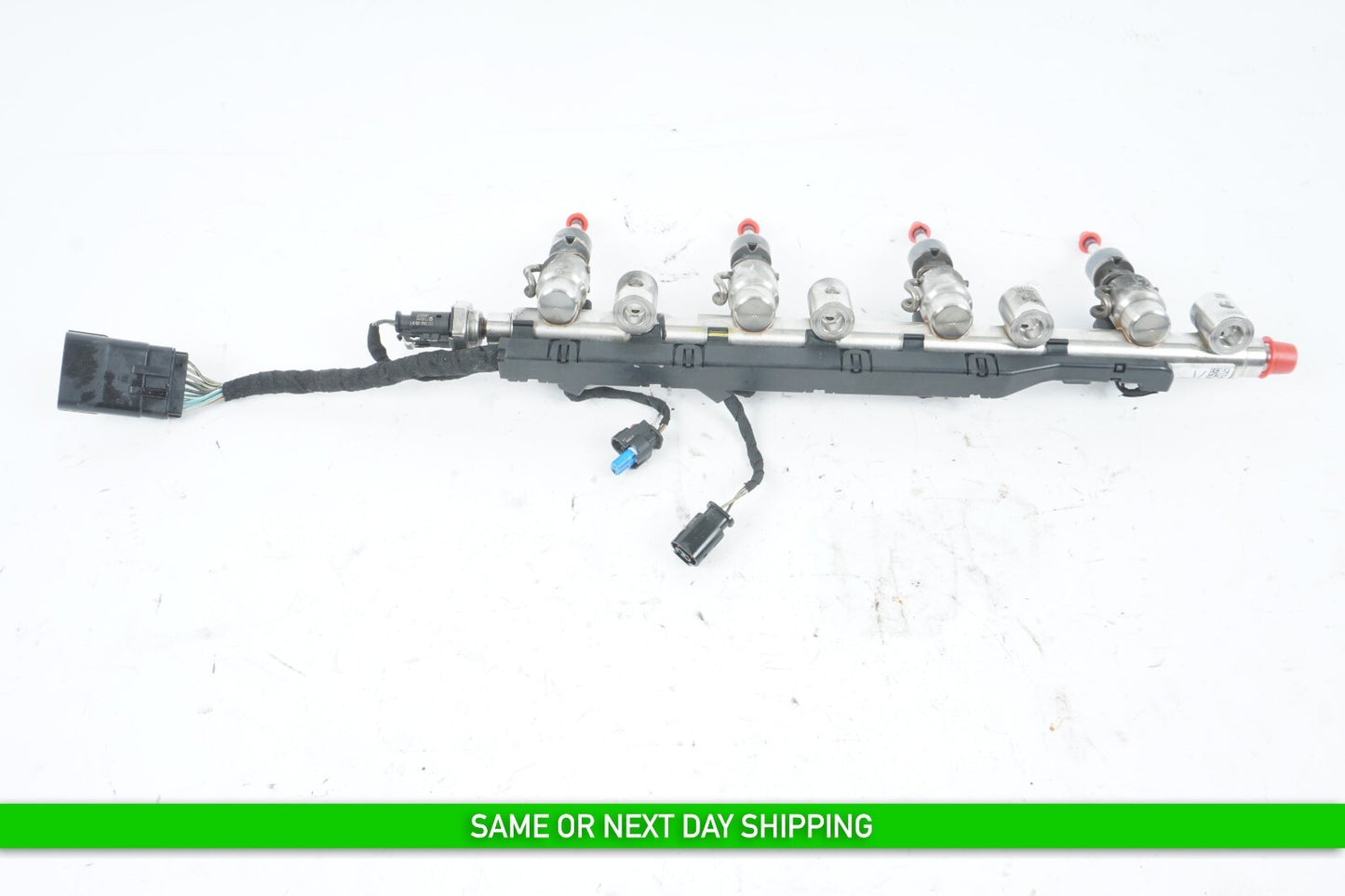 2020-2022 CADILLAC CT5 CT4 2.0L FUEL RAIL & FUEL INJECTORS  OEM
