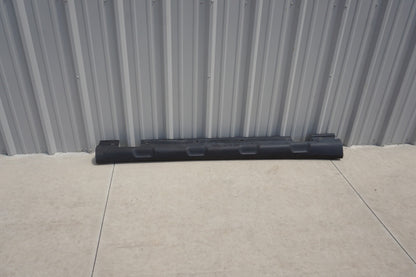 2015-2020 MERCEDES GLA250 X156 RIGHT PASSENGER SKIRT ROCKER PANEL MOLDING OEM