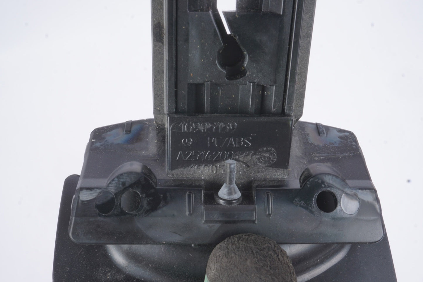06-13 Mercedes X164 GL550 ML320 R350 Parking Brake Release Handle 2514200077 OEM