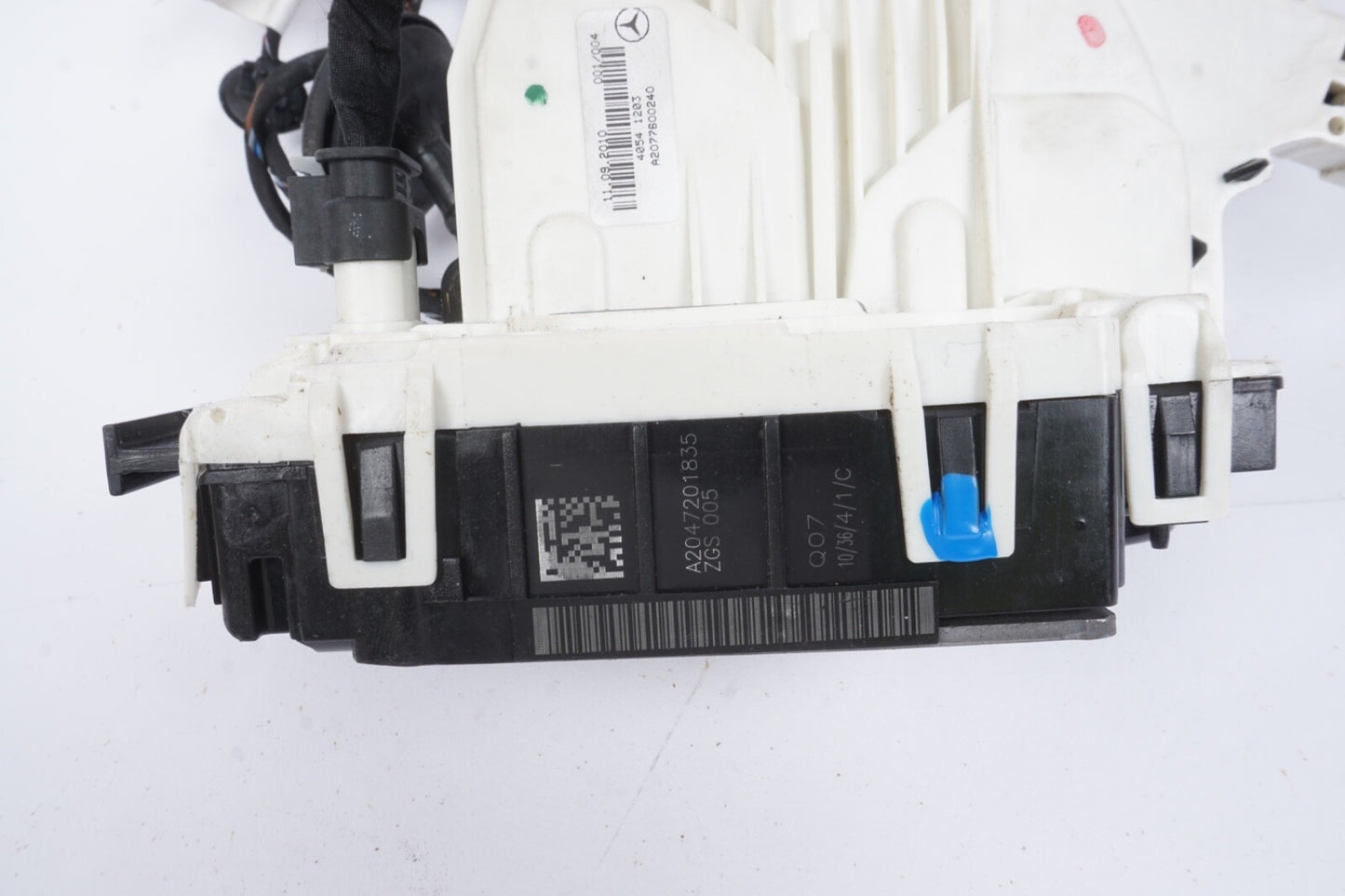 10-17 Mercedes W207 E550 E400 Front Right Side Door Lock Latch Actuator OEM