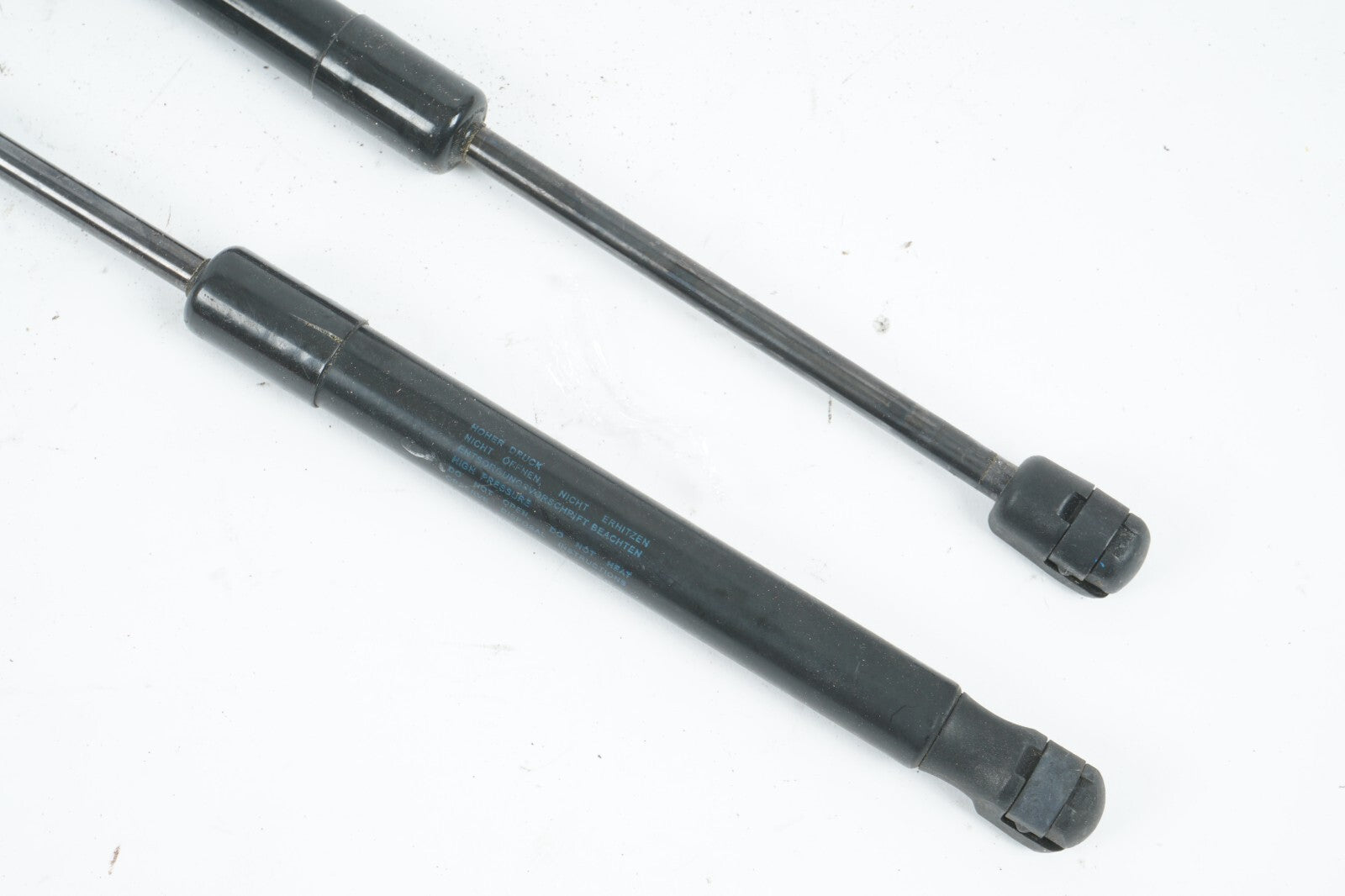 2012 - 2018 AUDI A7 HOOD BONNET SHOCK STRUT LIFT CYLINDER  LEFT & RIGHT OEM