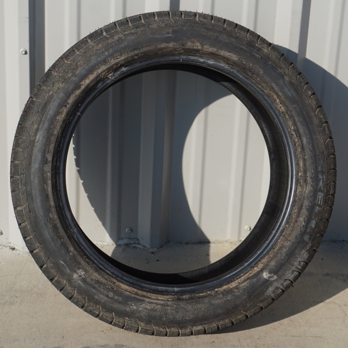 PIRELLI P6 FOUR SEASONS 255/45 R18 99H - USED - 8.5/32"