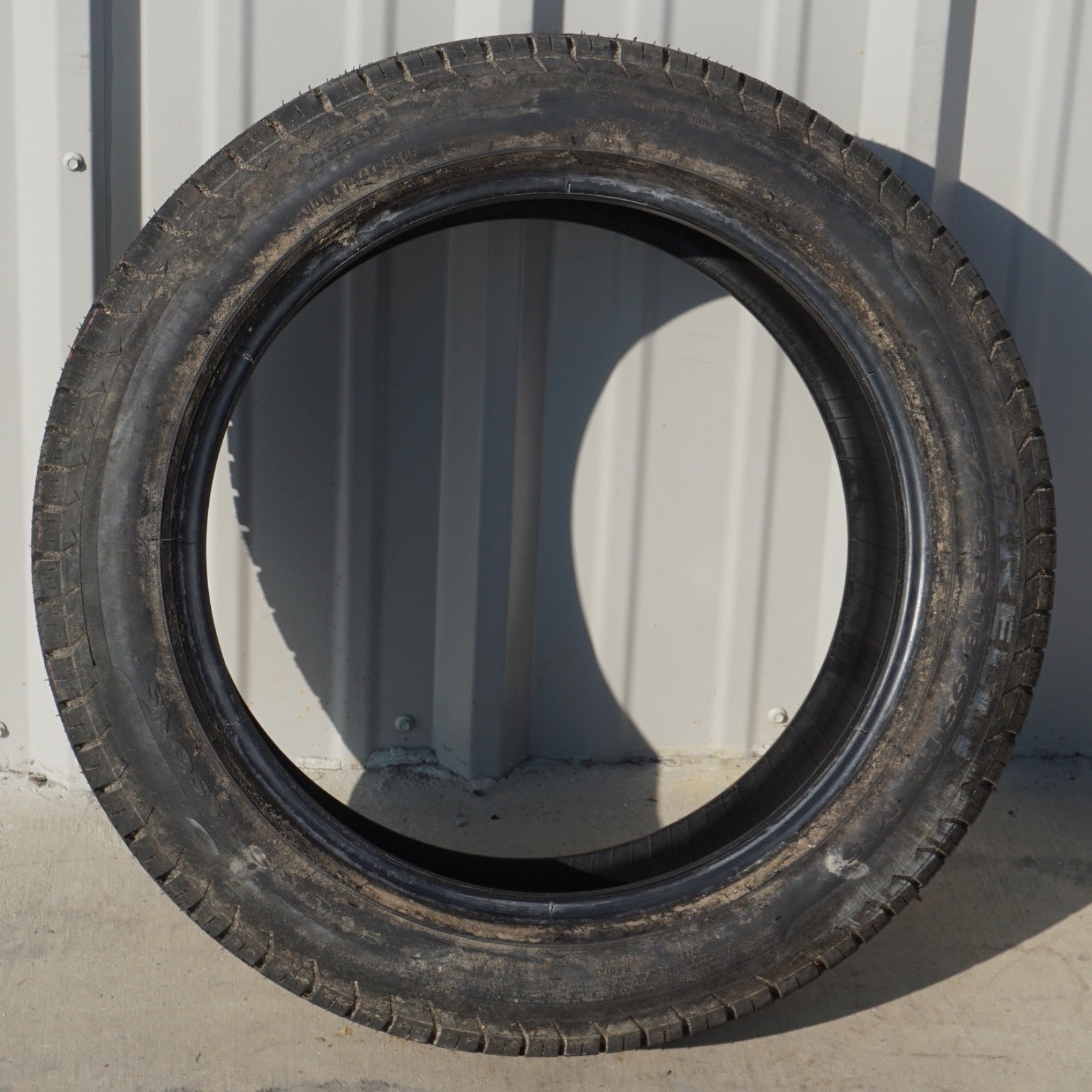 PIRELLI P6 FOUR SEASONS 255/45 R18 99H - USED - 8.5/32"