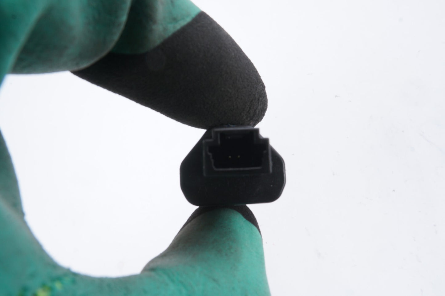 2021 - 2024 Polestar 2 Brake Pedal Switch 32212362 OEM