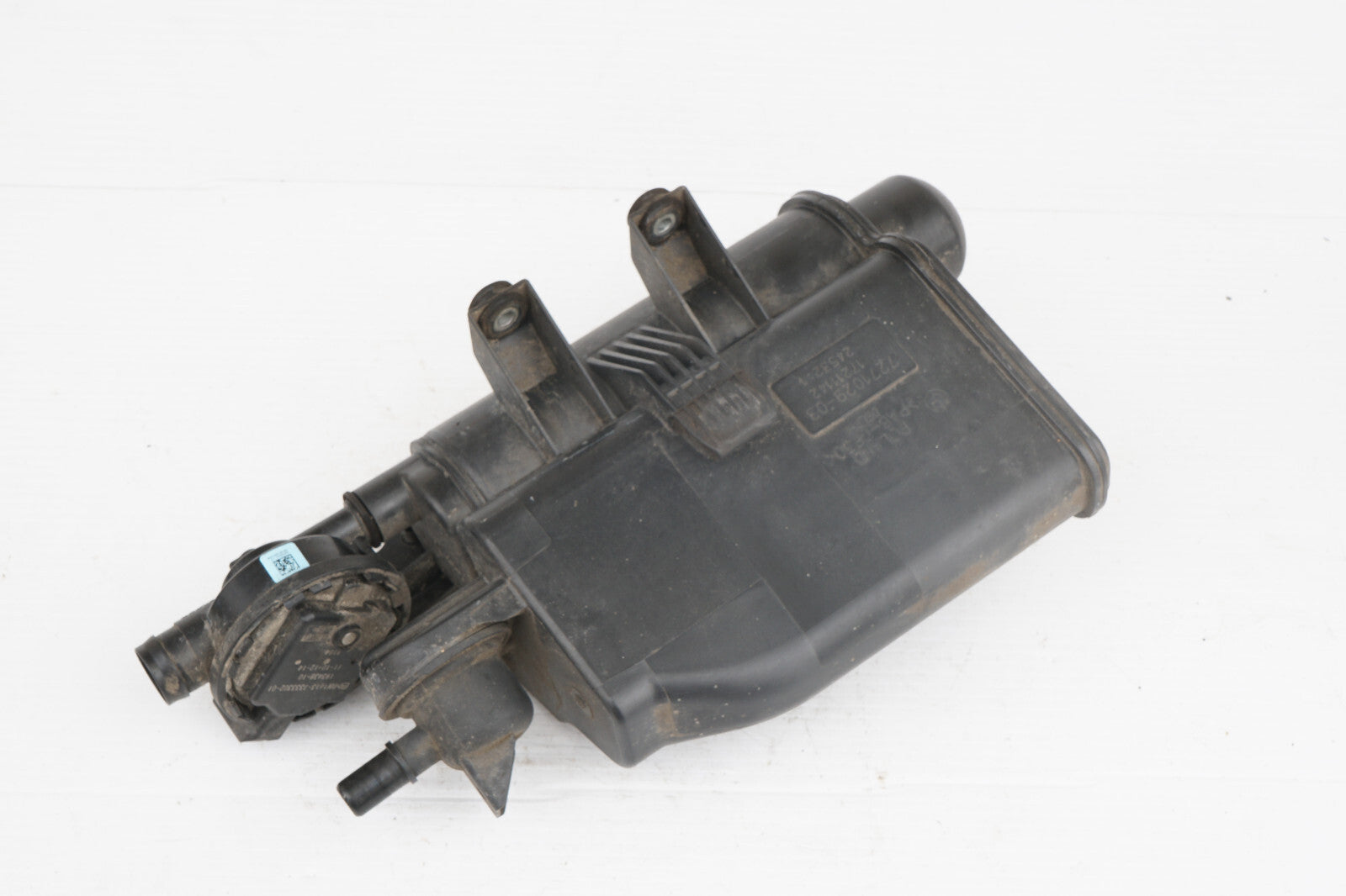2014 - 2016 BMW 428i F32 FUEL EVP VAPOR CHARCOAL CANISTER 7271029 OEM